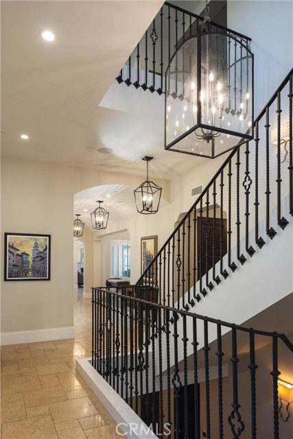 Detail Gallery Image 23 of 34 For 25 Blue Grass, Irvine,  CA 92603 - 6 Beds | 6/3 Baths