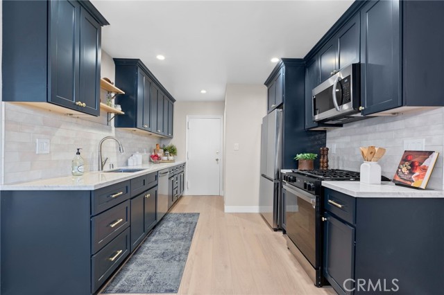 Detail Gallery Image 10 of 26 For 10707 Camarillo St #314,  North Hollywood,  CA 91602 - 2 Beds | 2 Baths