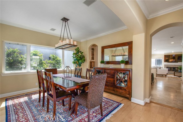 Third level dining room.
