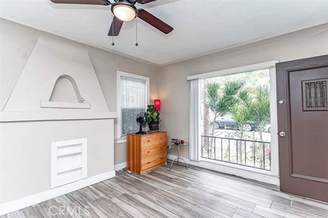 Detail Gallery Image 6 of 18 For 8462 S Denker Ave, Los Angeles,  CA 90047 - 2 Beds | 2 Baths