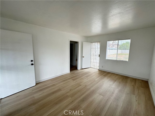 2516 Tamora Avenue, South El Monte CA: https://media.crmls.org/medias/dd01c2df-5e70-4859-8270-7fd6942546fc.jpg