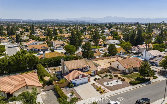 245 Cottonwood Avenue, Riverside CA: https://media.crmls.org/medias/dd0206ba-d259-4cc1-8dac-4b14ba4a57dd.jpg