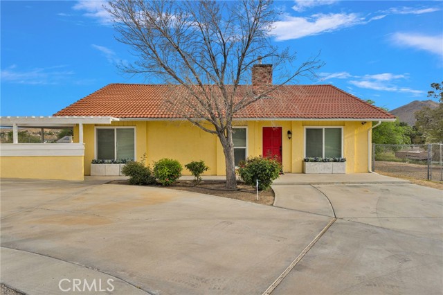 Detail Gallery Image 3 of 52 For 19140 Lenca Rd, Apple Valley,  CA 92307 - 3 Beds | 2 Baths