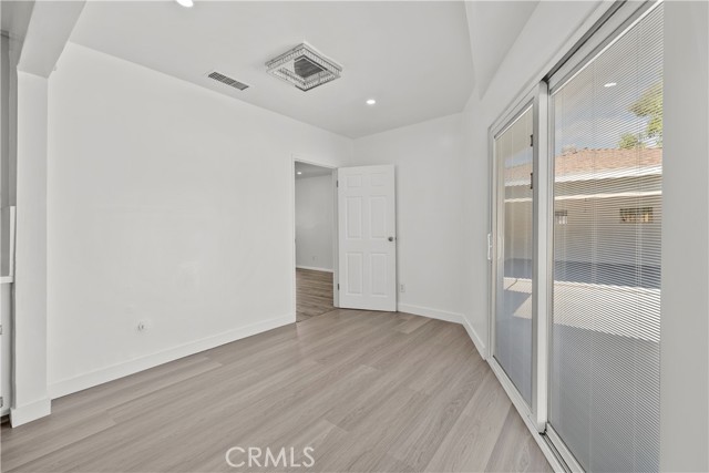 Detail Gallery Image 12 of 43 For 10117 Sharp Ave, Arleta,  CA 91331 - 4 Beds | 2/1 Baths