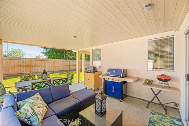 24795 Shady Pine Court, Murrieta CA: https://media.crmls.org/medias/dd0293bf-c714-4e0b-99d8-52c9b0e82911.jpg