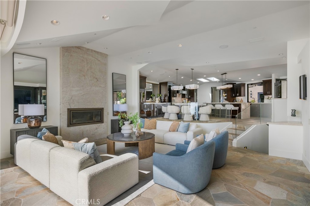 MLS #OC26029620 image #5