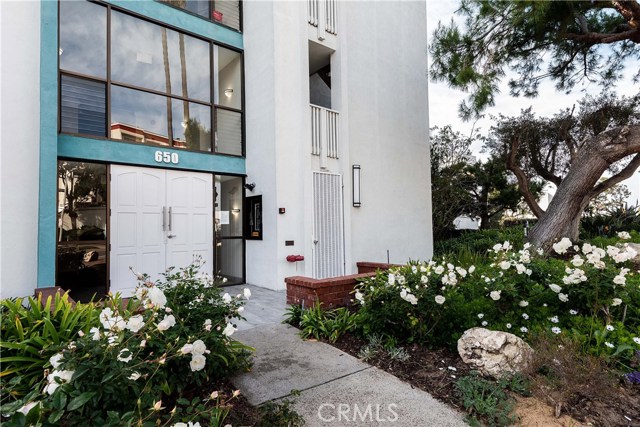 650 The 206 Redondo Beach, California Grab this perfectly priced, well maintained, remodeled unit with ocean view! The Village is one of the most affordable condo complexes in South Redondo with easy access to the beach. Paint, carpet and upgraded kitchen and appliances are just a few years old. The Unit has reserved parking plus guest parking pass and the complex boasts fantastic amenities, including multiple pools, spa, fitness room, clubhouse, BBQ and a firepit. Please refer to the link for more information on the association in agent remarks. Also, please note that some of the photos are of the common area and the nearby surrounding community. Easy to show!