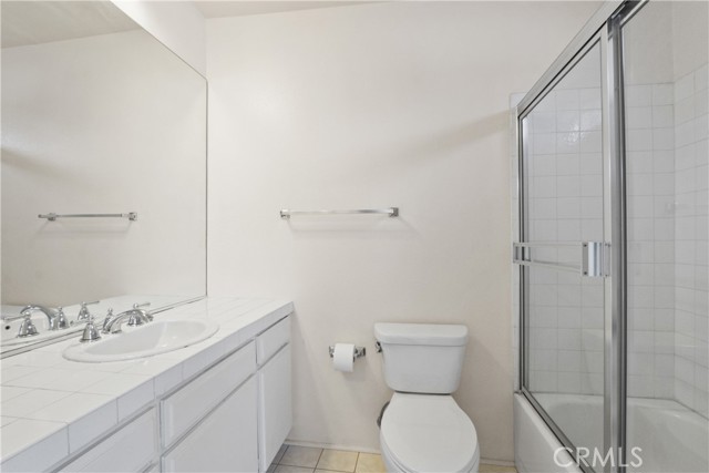 Detail Gallery Image 12 of 17 For 4189 Vineland Ave #108,  North Hollywood,  CA 91602 - 2 Beds | 3 Baths