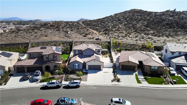 Detail Gallery Image 4 of 75 For 26243 Silver Birch, Menifee,  CA 92584 - 4 Beds | 3/1 Baths