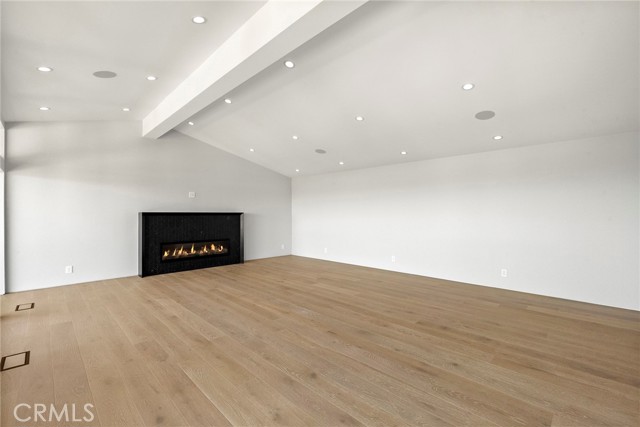 Detail Gallery Image 12 of 35 For 9336 Lloydcrest Dr, Beverly Hills,  CA 90210 - 3 Beds | 2 Baths