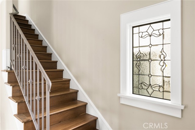 271 Prospect Avenue, Long Beach CA: https://media.crmls.org/medias/dd06883f-4fd5-46ac-a984-e1232799b8b9.jpg