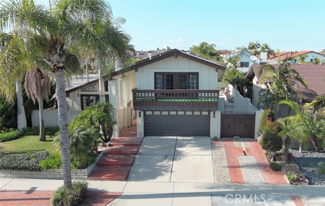 Detail Gallery Image 1 of 22 For 3953 Humboldt Dr, Huntington Beach,  CA 92649 - 4 Beds | 3/1 Baths