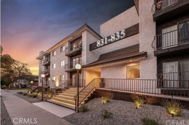 835 E Lomita AVE Unit: 202