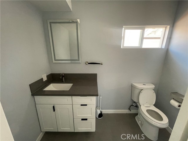 Detail Gallery Image 21 of 25 For 7409 Irvine Dr, North Hollywood,  CA 91605 - 4 Beds | 2/1 Baths