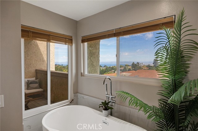 58 Hilltop Circle, Rancho Palos Verdes, California 90275, 3 Bedrooms Bedrooms, ,2 BathroomsBathrooms,Residential,For Sale,Hilltop,SB25198066