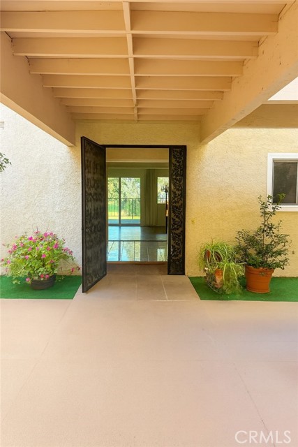 Front Image Thumbnail for CROC25268759