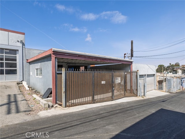 Image 34 of 41 For 713 El Segundo Boulevard