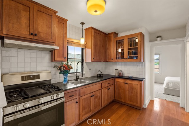 Detail Gallery Image 7 of 30 For 6072 Delphi, Los Angeles,  CA 90042 - 1 Beds | 1 Baths