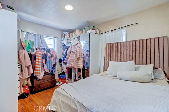 1946 115th Street, Los Angeles, California 90059, 3 Bedrooms Bedrooms, ,1 BathroomBathrooms,Single Family Residence,For Sale,115th,OC24032060