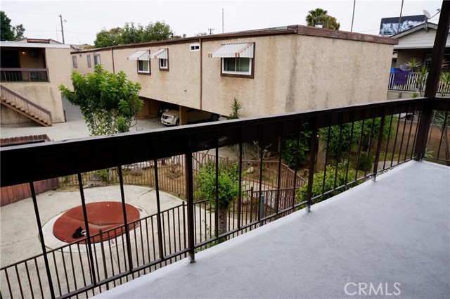 Detail Gallery Image 18 of 32 For 9312 Palm St #206,  Bellflower,  CA 90706 - 2 Beds | 2 Baths