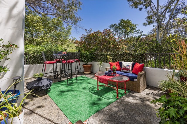 34101 Via California, San Juan Capistrano CA: https://media.crmls.org/medias/dd0c7bd2-7a62-4494-8097-74c0e2a76a67.jpg