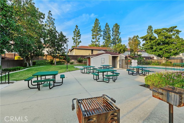 Detail Gallery Image 37 of 39 For 3088 Gladstone St #4,  Pomona,  CA 91767 - 2 Beds | 1 Baths