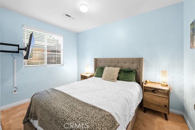 Detail Gallery Image 11 of 30 For 39965 Hillcrest, Big Bear Lake,  CA 92315 - 4 Beds | 2 Baths