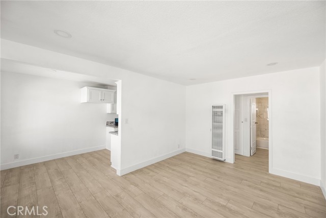 Detail Gallery Image 5 of 36 For 825 S Shelton St, Santa Ana,  CA 92703 - – Beds | – Baths