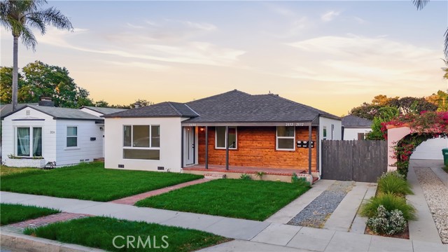 Front Image Thumbnail for CRDW26232096