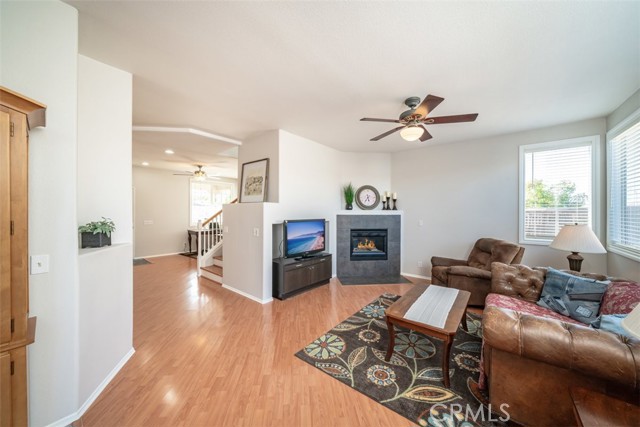 Detail Gallery Image 13 of 46 For 22588 Silver Dollar, Corona,  CA 92883 - 3 Beds | 2/1 Baths