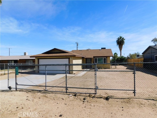 Detail Gallery Image 2 of 21 For 5415 Cahuilla, Twentynine Palms,  CA 92277 - 2 Beds | 1 Baths