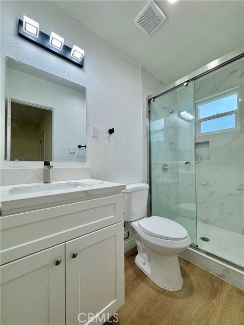 Detail Gallery Image 15 of 21 For 924 W Colorado Bld, Monrovia,  CA 91016 - 4 Beds | 3 Baths