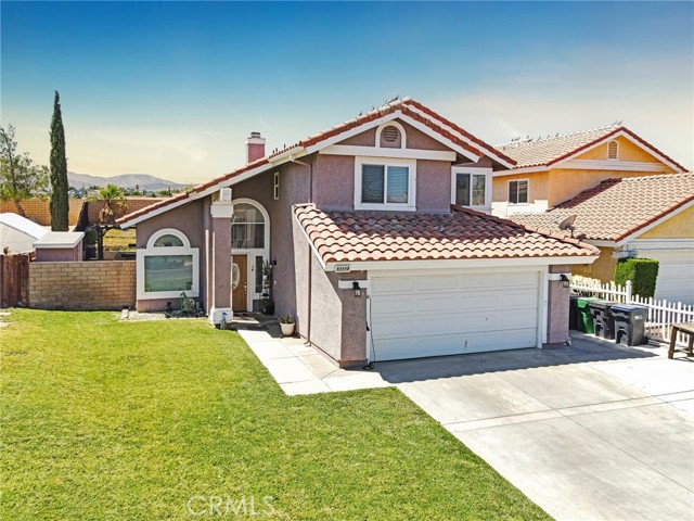 Detail Gallery Image 2 of 48 For 3322 Thomas Ave, Palmdale,  CA 93550 - 4 Beds | 3 Baths