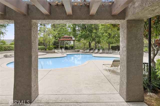 Detail Gallery Image 31 of 33 For 655 via Colinas, Thousand Oaks,  CA 91362 - 2 Beds | 2 Baths