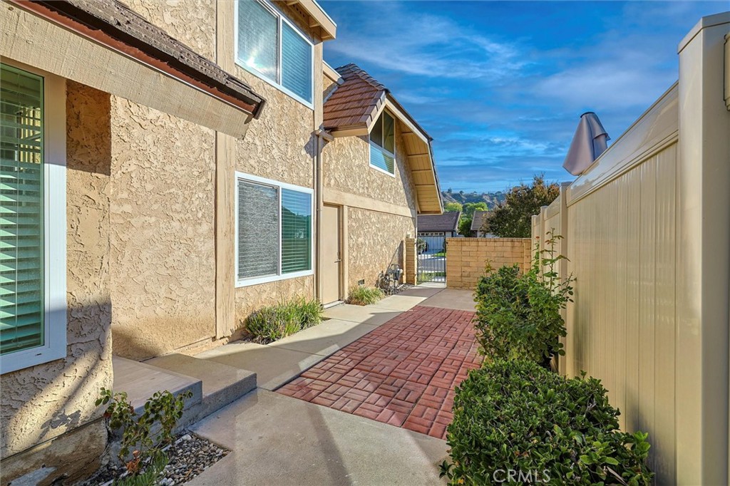 MLS #SR25263461 image #2