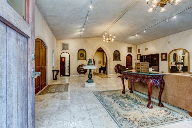 Image 36 of 59 For 39250 Ortega Highway