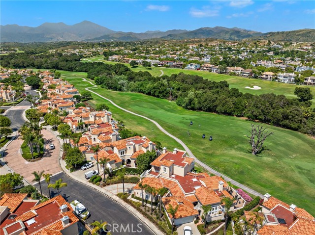 64 Via Barcaza, Coto de Caza CA: https://media.crmls.org/medias/dd111c7e-28f9-45be-b1cd-800a2262e428.jpg