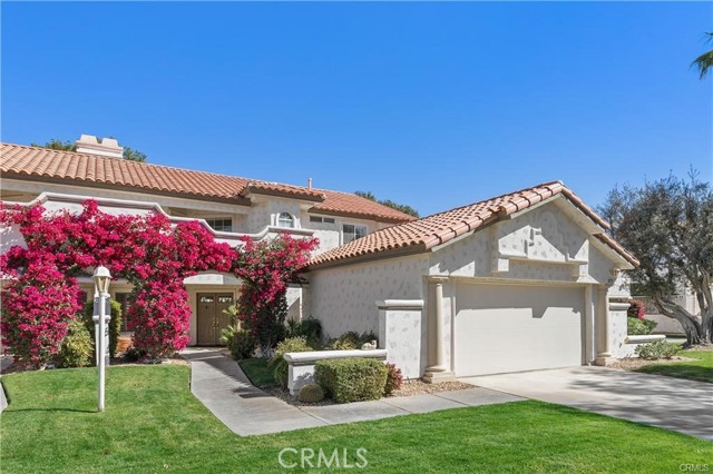 Detail Gallery Image 2 of 28 For 372 Muirfield Dr, Palm Desert,  CA 92211 - 3 Beds | 3 Baths