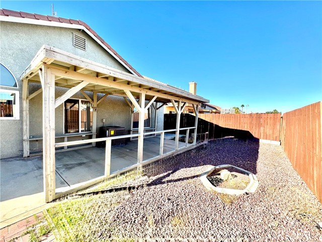 Detail Gallery Image 19 of 26 For 12709 Gaines, Victorville,  CA 92392 - 3 Beds | 2 Baths