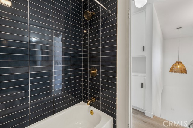 Image 19 for 6065 Montecito DR #4