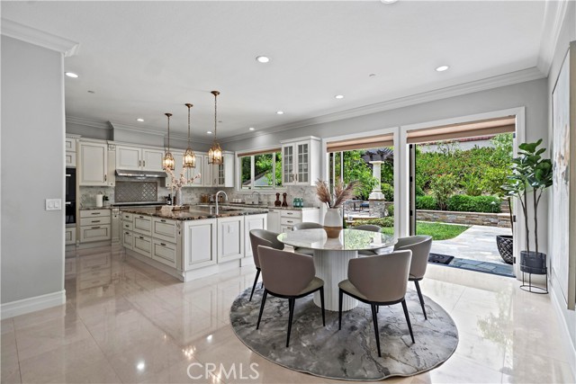 2535 Bronzewood Drive, Tustin CA: https://media.crmls.org/medias/dd14386a-ead5-4039-a17b-5ca659afae3e.jpg