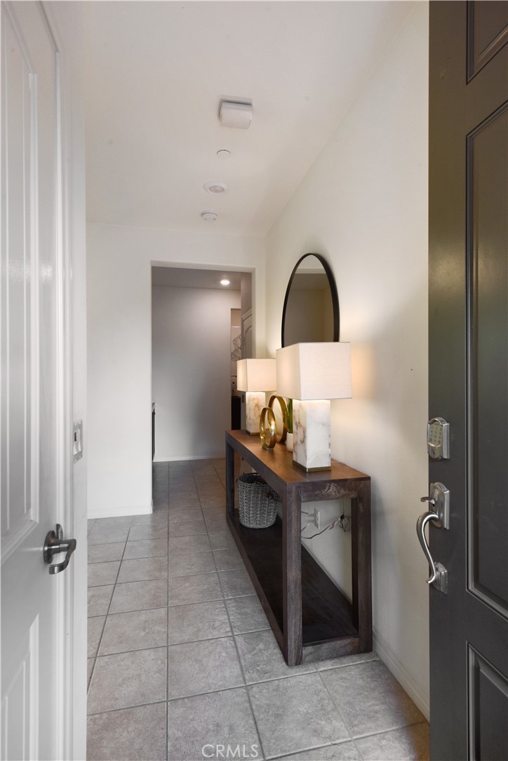 MLS #OC25229377 image #4