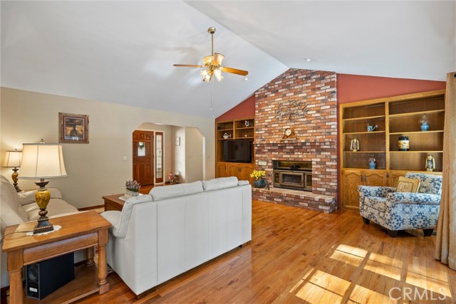 Image 5 of 43 For 6150 Firethorn Circle