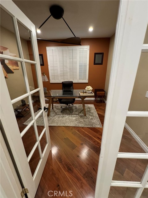 6 Lakeridge, Rancho Santa Margarita CA: https://media.crmls.org/medias/dd15fefa-7a7f-4b64-a39a-32d548385a0d.jpg