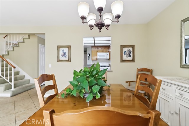 Detail Gallery Image 14 of 66 For 1124 N Holt Dr, Placentia,  CA 92870 - 4 Beds | 2/1 Baths