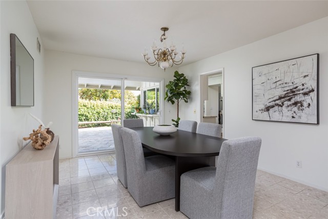 Detail Gallery Image 17 of 36 For 2727 Island View Dr, Corona Del Mar,  CA 92625 - 4 Beds | 2/1 Baths