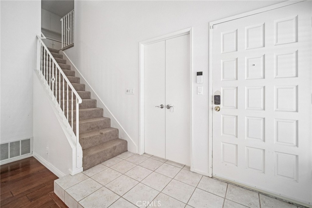 Dd17Af45 1B37 489A 994E 59334Ba37F38 22810 Rio Chico, Valencia, Ca 91354 &Lt;Span Style='BackgroundColor:transparent;Padding:0Px;'&Gt; &Lt;Small&Gt; &Lt;I&Gt; &Lt;/I&Gt; &Lt;/Small&Gt;&Lt;/Span&Gt;