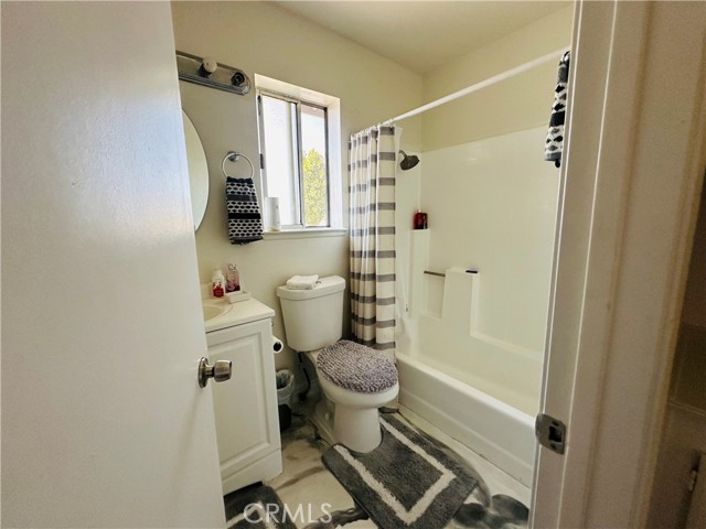 Detail Gallery Image 18 of 34 For 7310 Buckeye Dr, Fontana,  CA 92336 - 4 Beds | 2/1 Baths