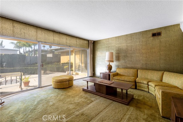 Detail Gallery Image 23 of 46 For 4955 Southridge Ave, View Park,  CA 90043 - 4 Beds | 4/1 Baths