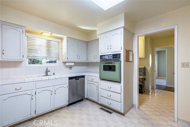 Detail Gallery Image 13 of 41 For 6647 N Anna St, Fresno,  CA 93710 - 3 Beds | 2 Baths